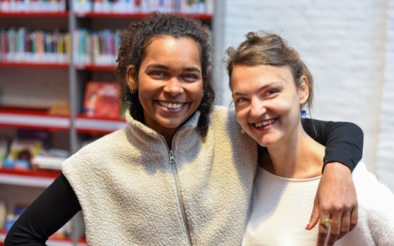 Julie Van Hove en Svetlana Romanova