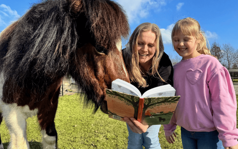 Lize van Ginkel leest voor